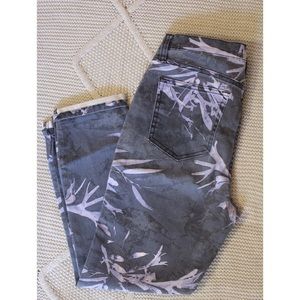 Free People print capris